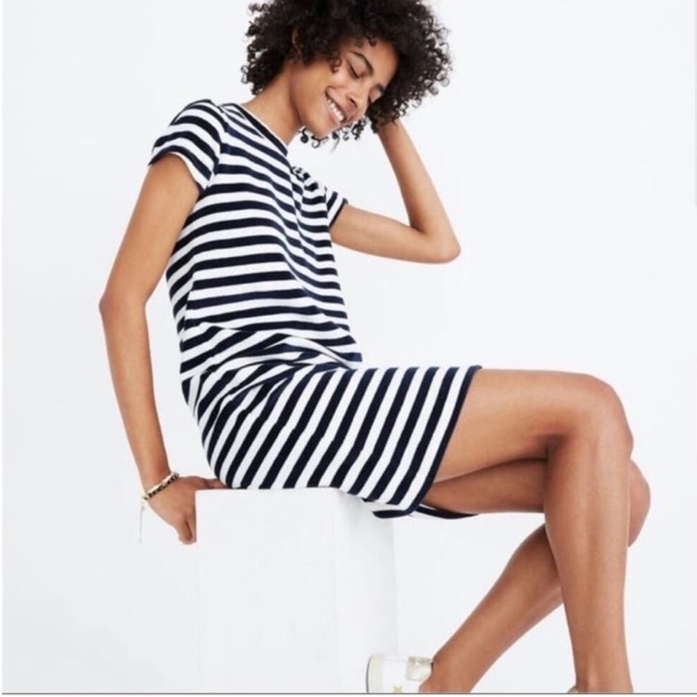 🔶 Madewell Navy and White Mini Dress 🔶 - Picture 2 of 7